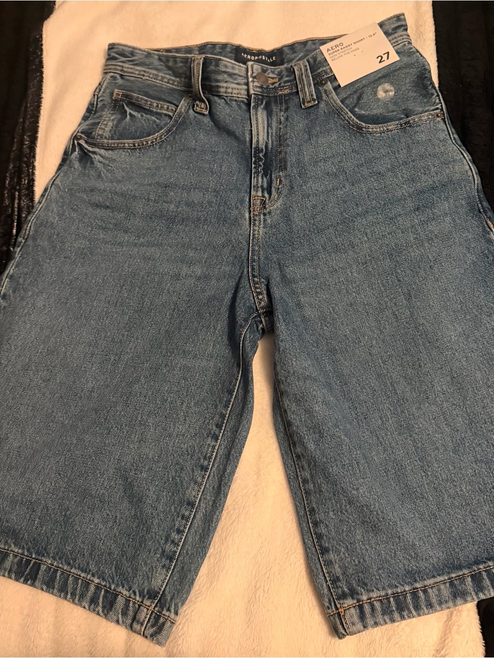 Aeropostale Men’s Medium Blue Relaxed Denim Shorts
